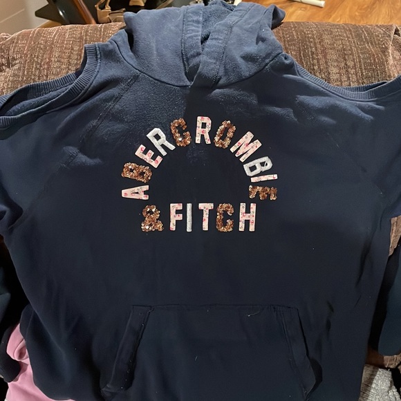 Abercrombie tops - Picture 2 of 7